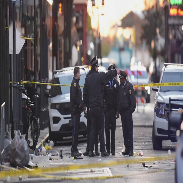 At least 10 dead after truck crashes into New Orleans crowd